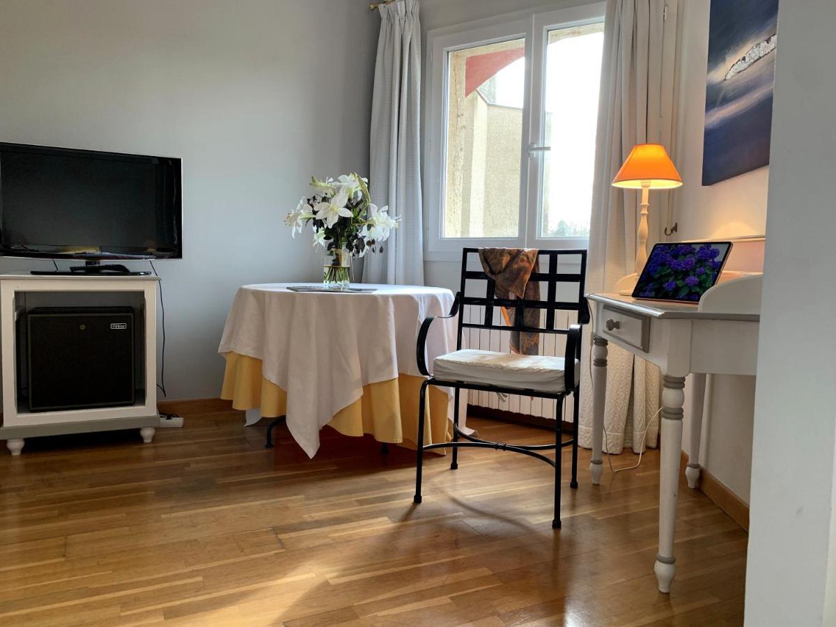 Gages-le-Haut Hotel Causse Comtal Rodez, The Originals Relais מראה חיצוני תמונה