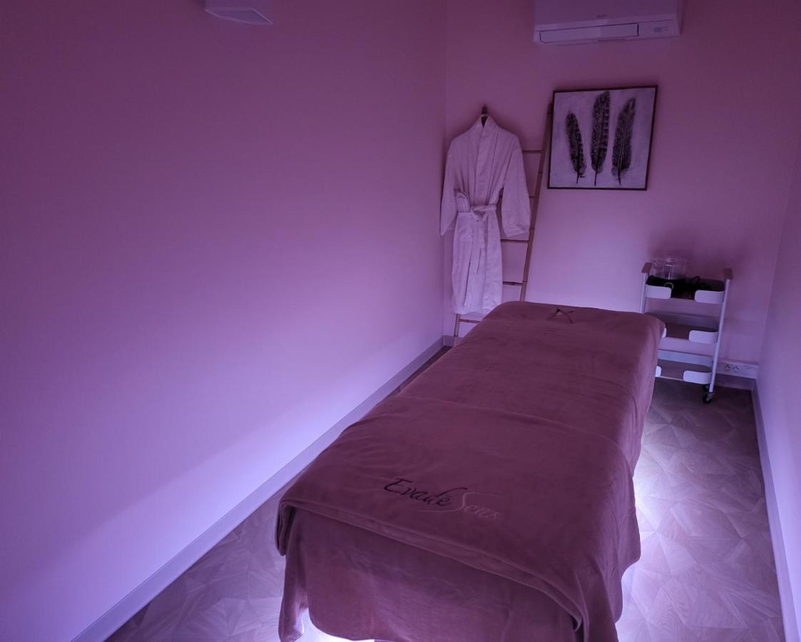 Gages-le-Haut Hotel Causse Comtal Rodez, The Originals Relais מראה חיצוני תמונה