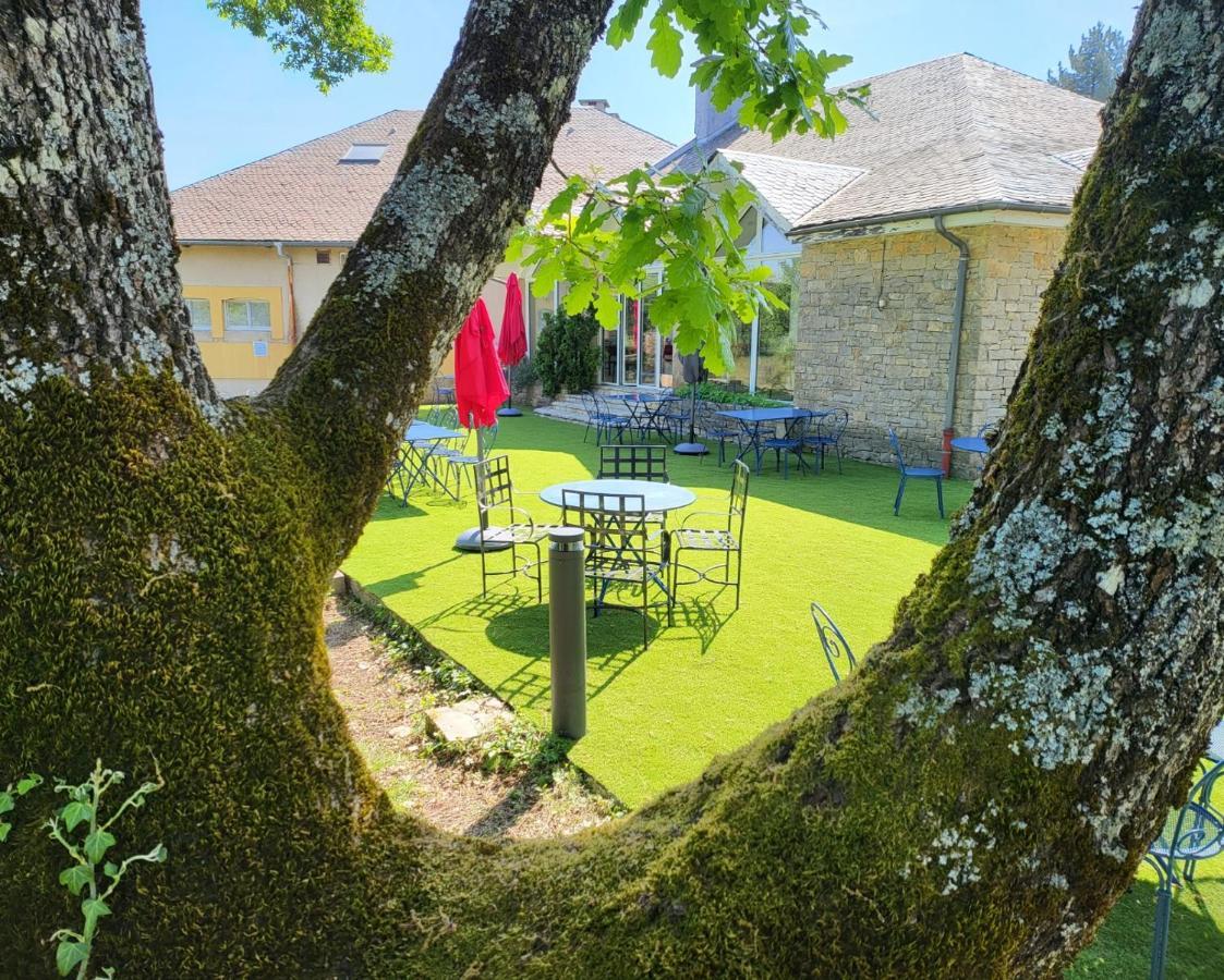 Gages-le-Haut Hotel Causse Comtal Rodez, The Originals Relais מראה חיצוני תמונה